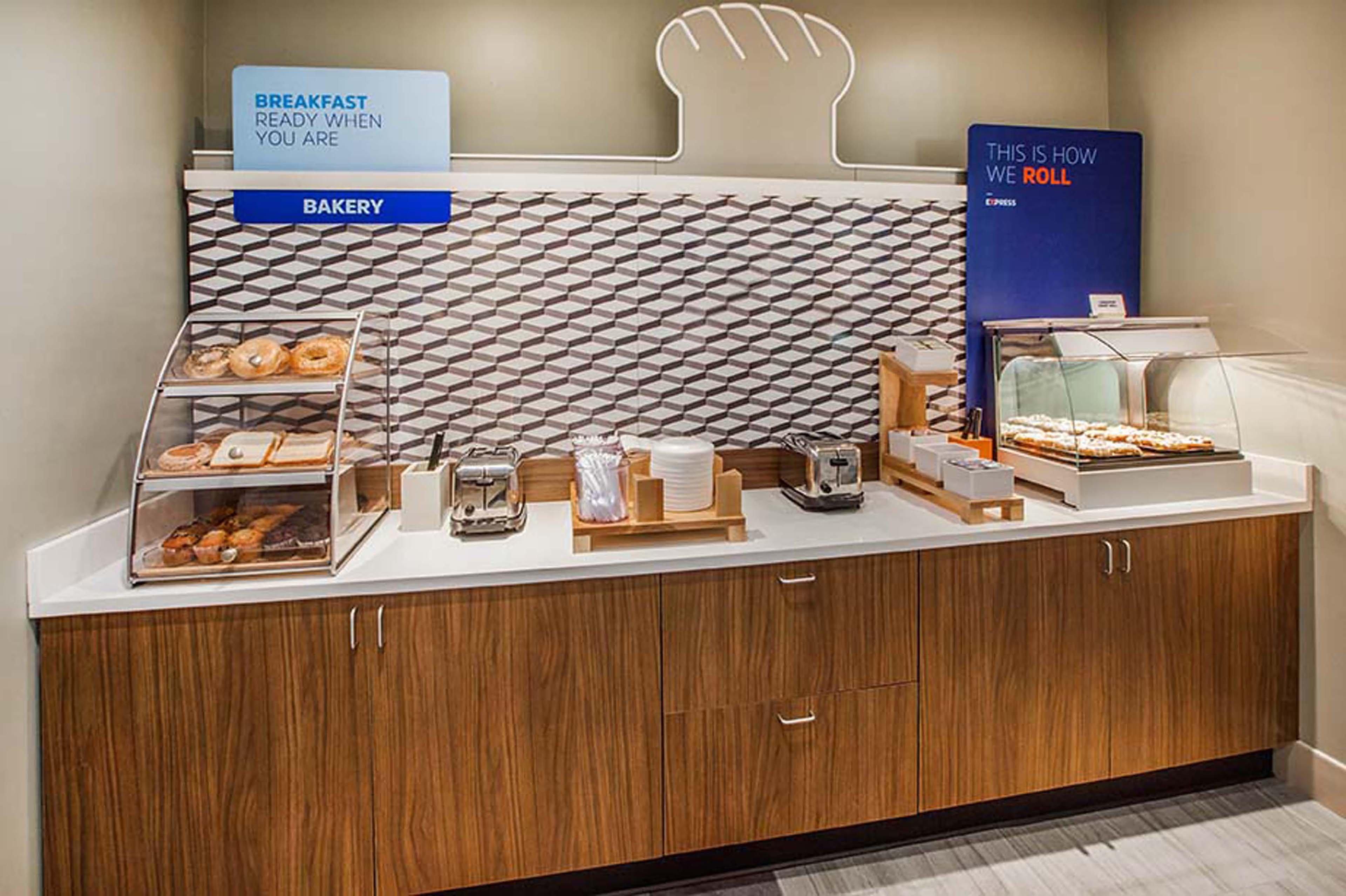 Holiday Inn Express Hotel & Suites Rogers By Ihg Kültér fotó
